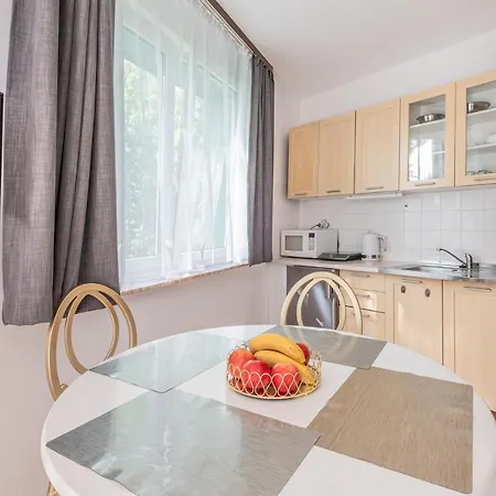 Apartament Z Balkonem Lazur 250M Od Morza Kolberg Exterior foto